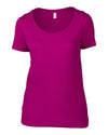 WOMEN’S FEATHERWEIGHT SCOOP TEE | AN391
